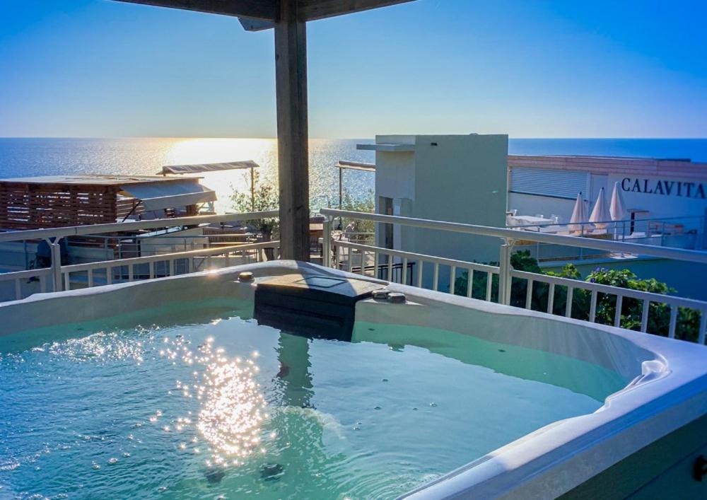 San-Martino-di-Lota Hotel Calavita Rooftop & Spa מראה חיצוני תמונה
